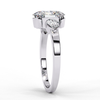 Sylvie oval Embrace Trilogy Ring