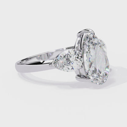Lunaria Pear Petal Ring