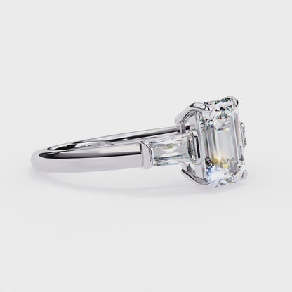 Isolde Emerald Veil Ring